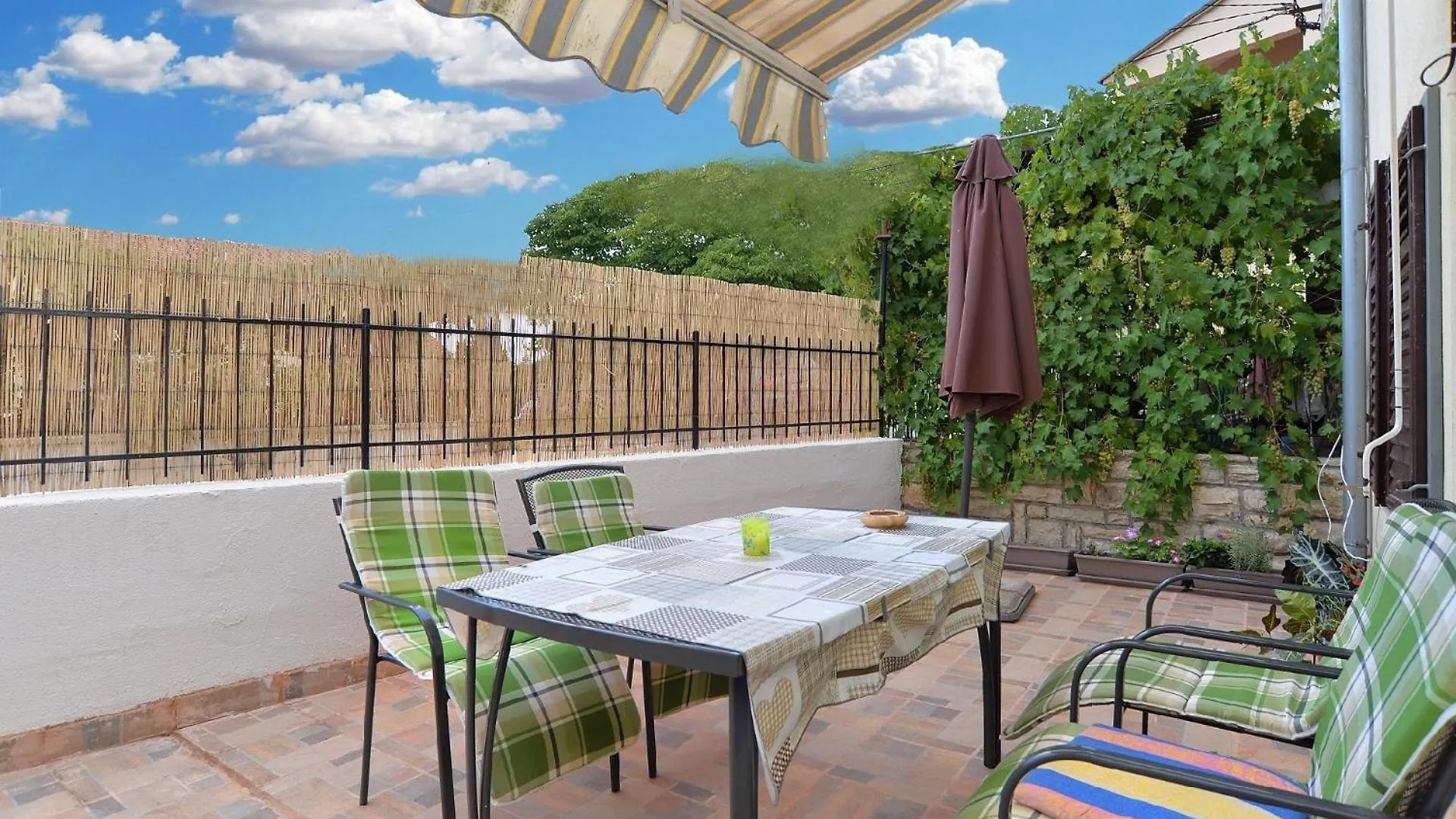 Ferienhaus Fuer 4 Personen Ca 85 Qm In Premantura, Istrien Istrische Riviera Premantura